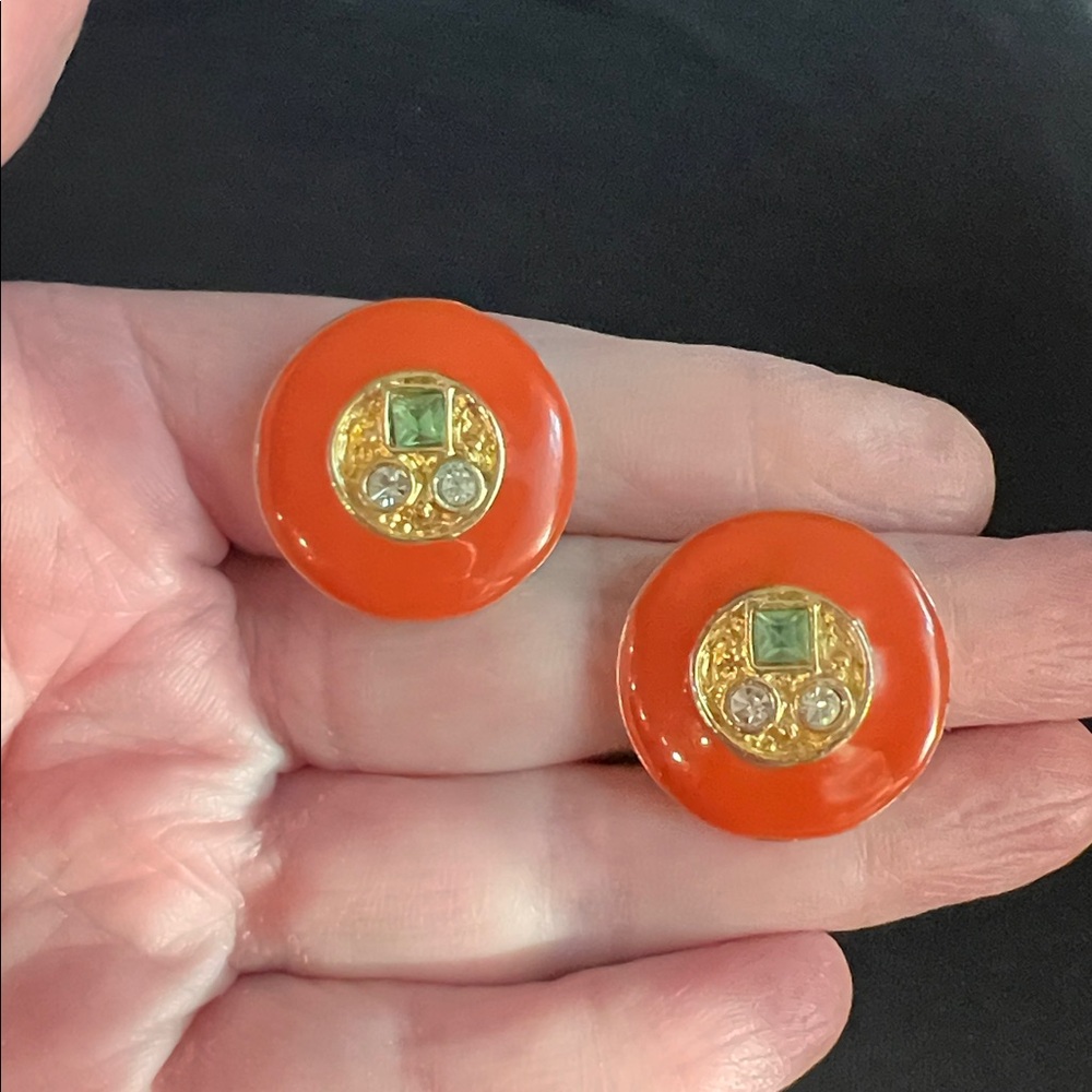 Absolutely Stunning Vtg 60s Clip Earrings 🥰